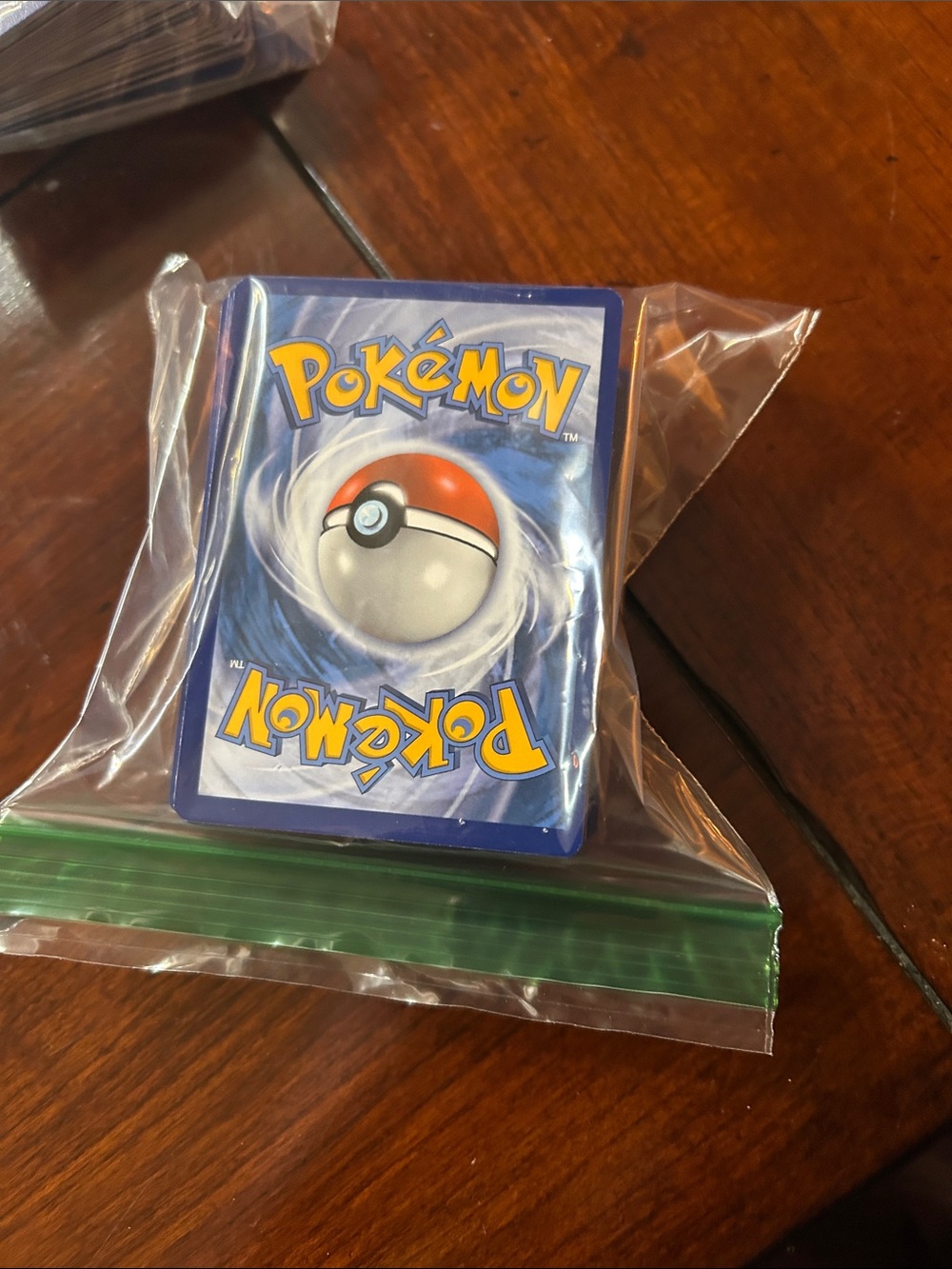 100 cards- Pokémon Cards